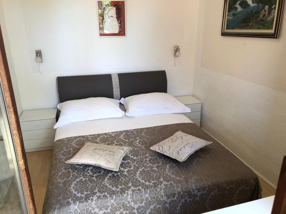 Apartmani Gloria Brodarica  Luaran gambar