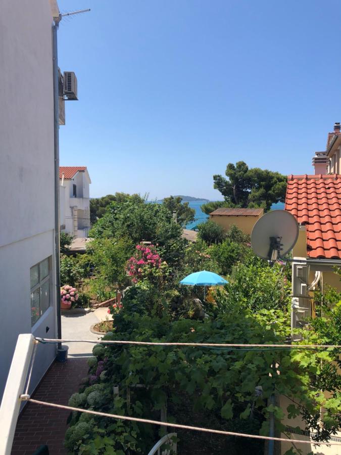 Apartmani Gloria Brodarica  Luaran gambar