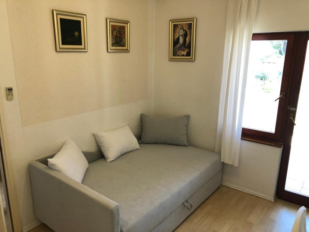Apartmani Gloria Brodarica  Luaran gambar