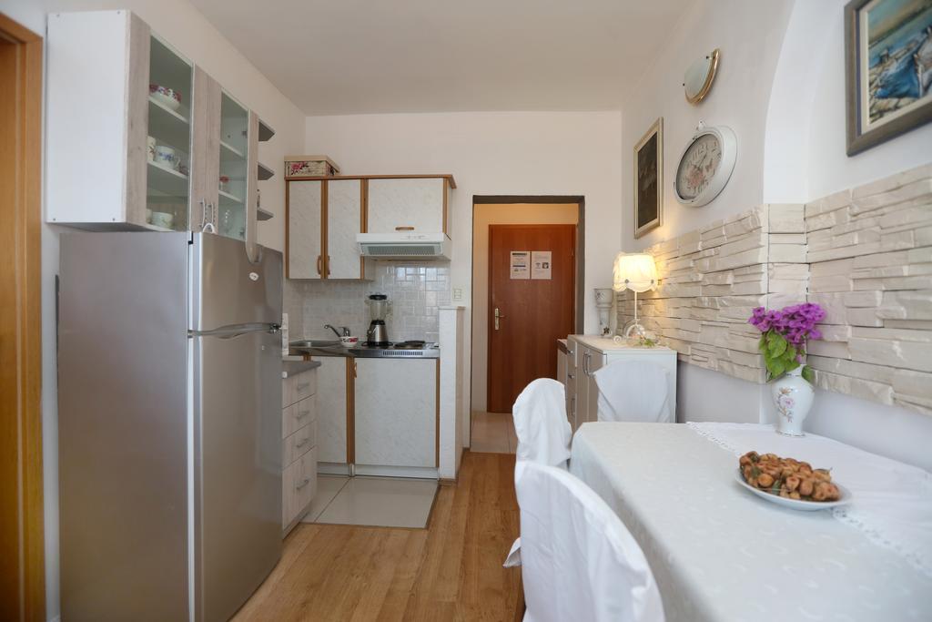 Apartmani Gloria Brodarica  Luaran gambar