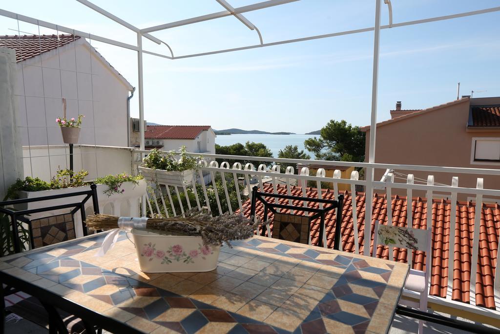Apartmani Gloria Brodarica  Luaran gambar