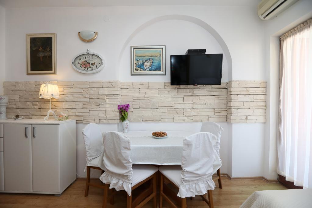 Apartmani Gloria Brodarica  Luaran gambar