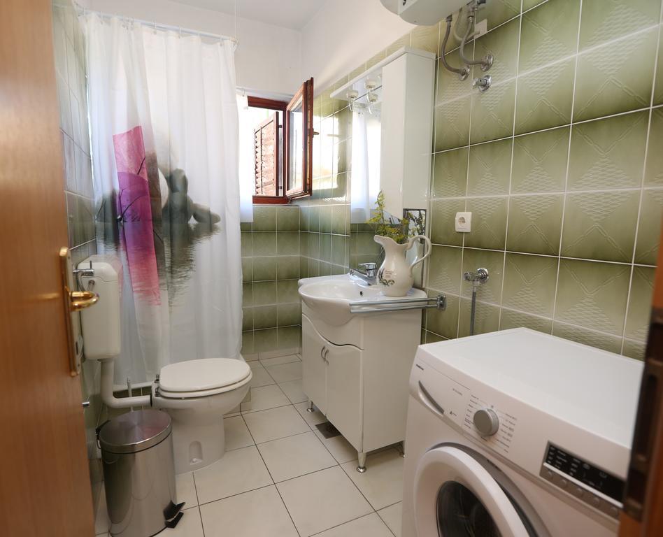 Apartmani Gloria Brodarica  Luaran gambar