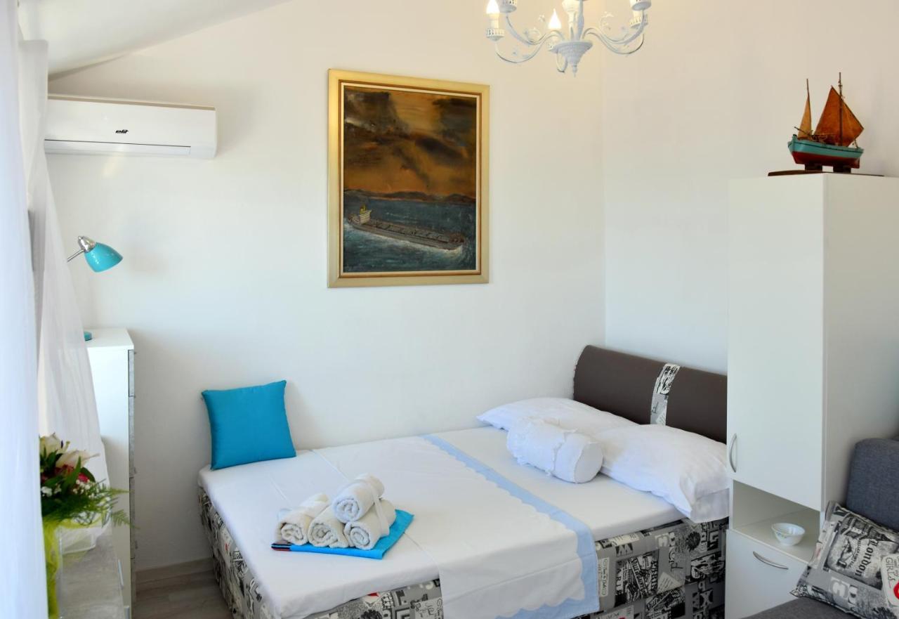 Apartmani Gloria Brodarica  Luaran gambar